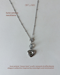lune amore necklace